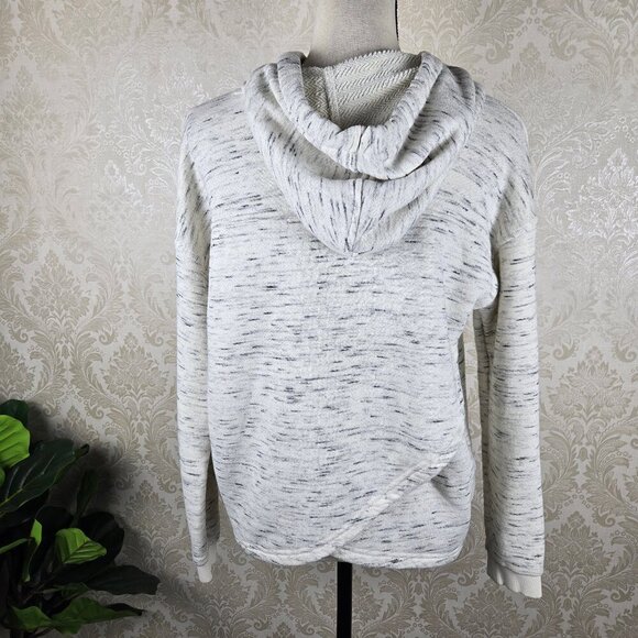 Roxy Size Medium Cream Black Hoodie Kangaroo Pocket Long Sleeve Wrap Back - Picture 9 of 16